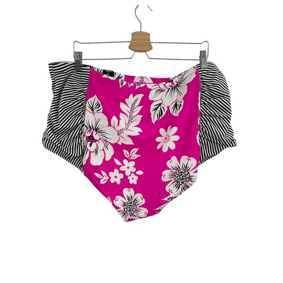 Torrid High-Rise Ruched Bikini Bottom Carissa Floral Azalea Pink Plus Size 4X - Picture 5 of 9